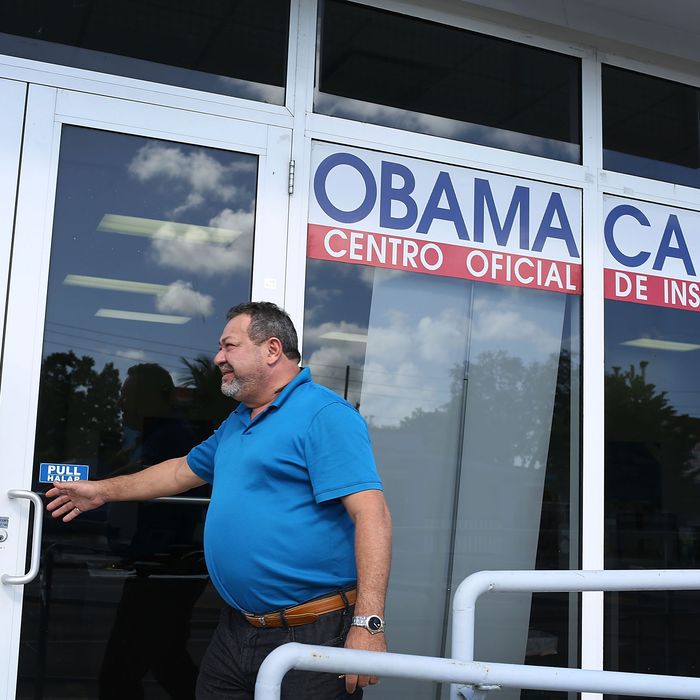 Florida Residents Sign Up For Affordable Care Act On Deadline Day