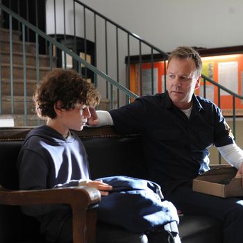 Martin (Kiefer Sutherland, R) brings Jake (David Mazouz, L) to the state board and care facility in TOUCH.