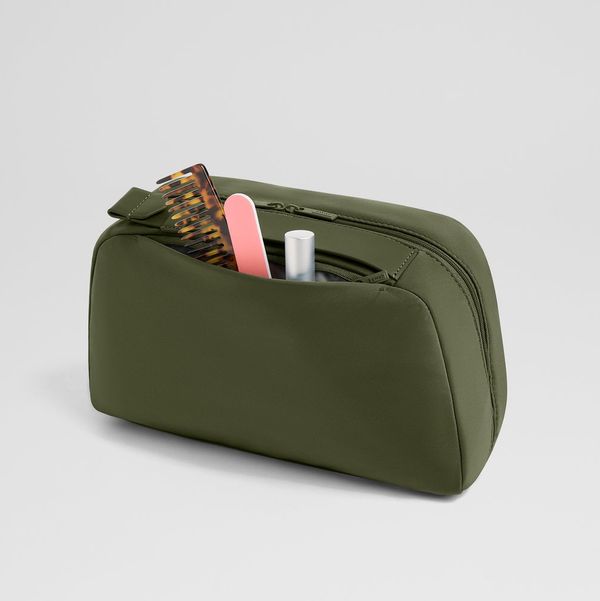 Away Large Toiletry Bag