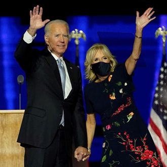 Joe Biden and Dr. Jill Biden Will Ring In 2021 With Dick Clark’s New Year’s Rockin’ Eve - Vulture