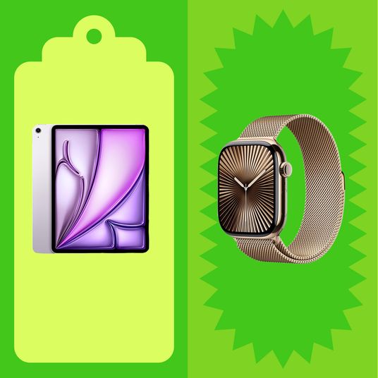 Technology news and reviews image