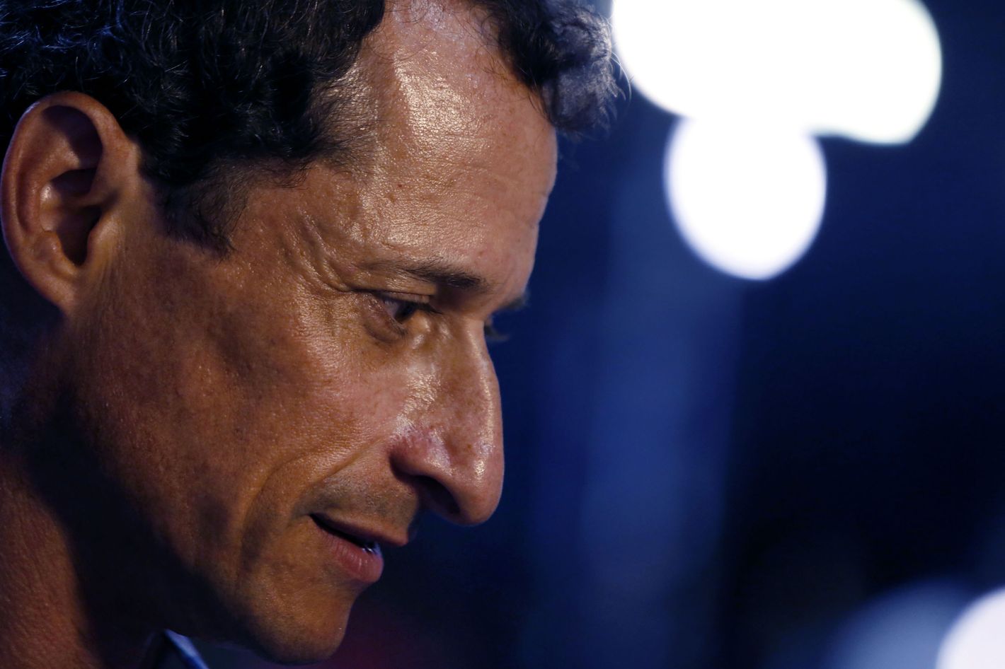 Anthony Weiner Is Reportedly Sending Dick Pics Again