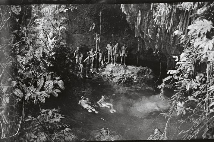 1900s nude gay men