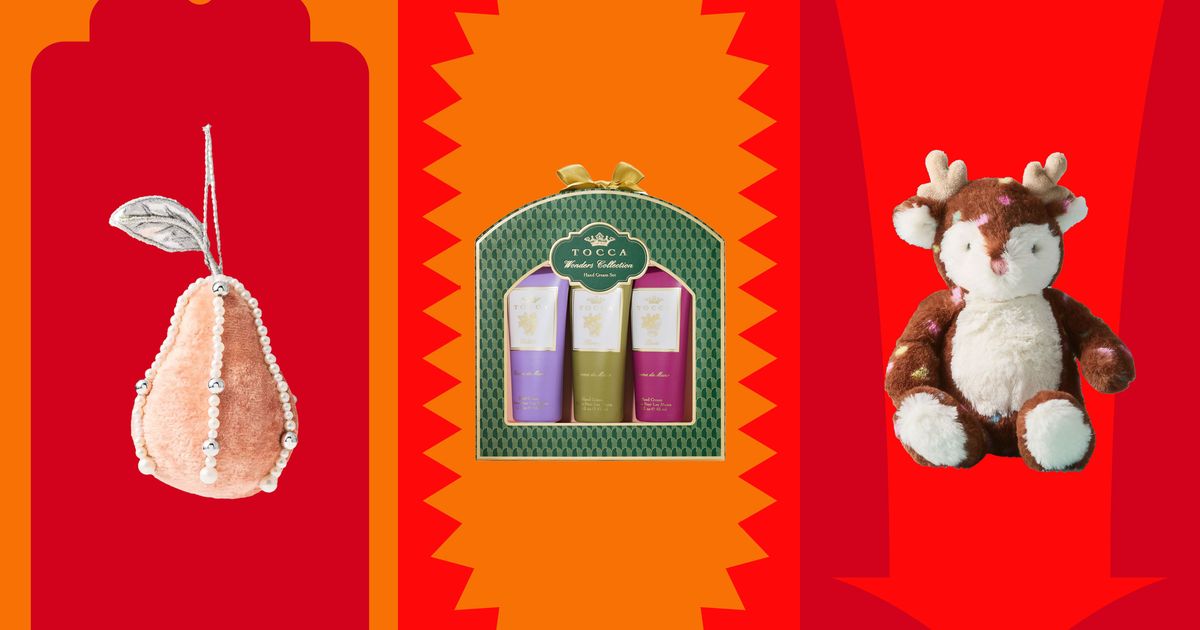 Viele Geschenke und Weihnachtsdeko bei Anthropologie im Angebot