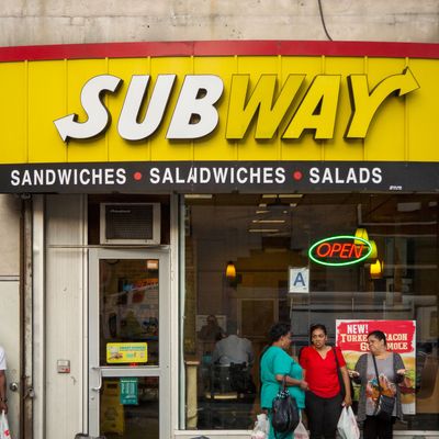 Subway Restaurant in Queens / Menus & Photos
