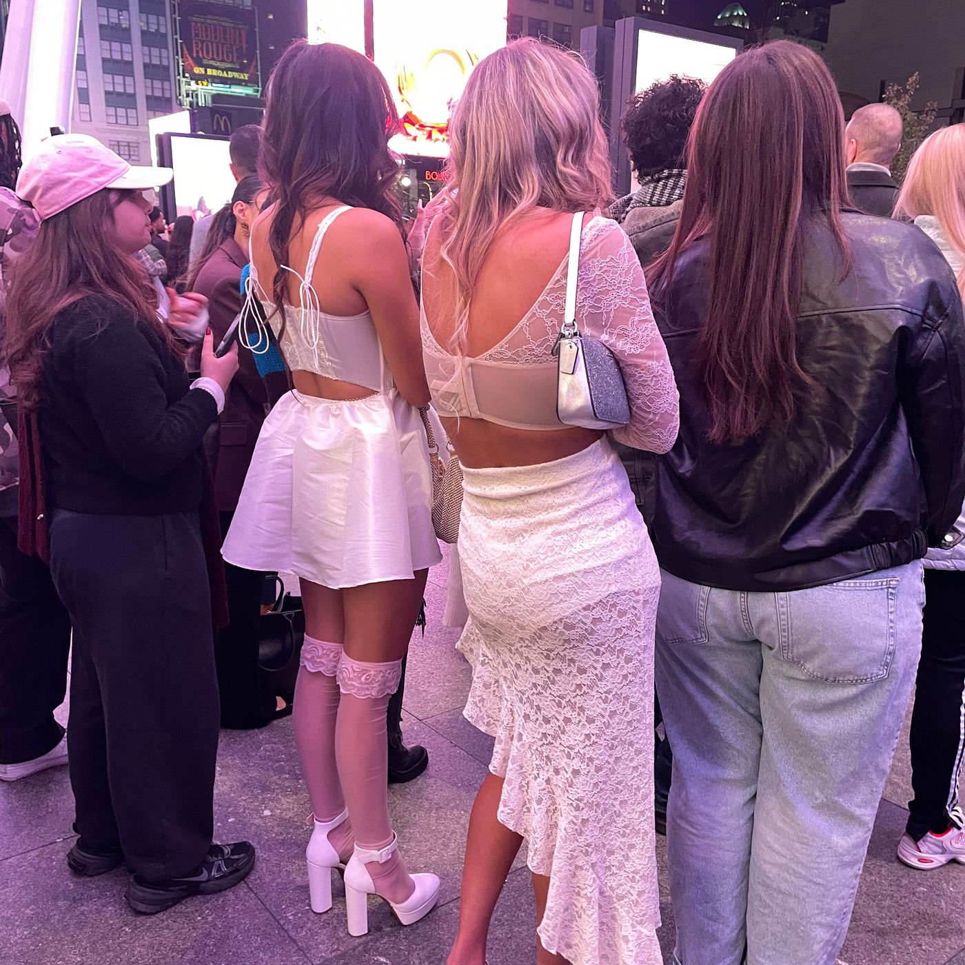 Deliciously Aesthetic Heart Cakes: A Unique Recipe, image size:1400x1400