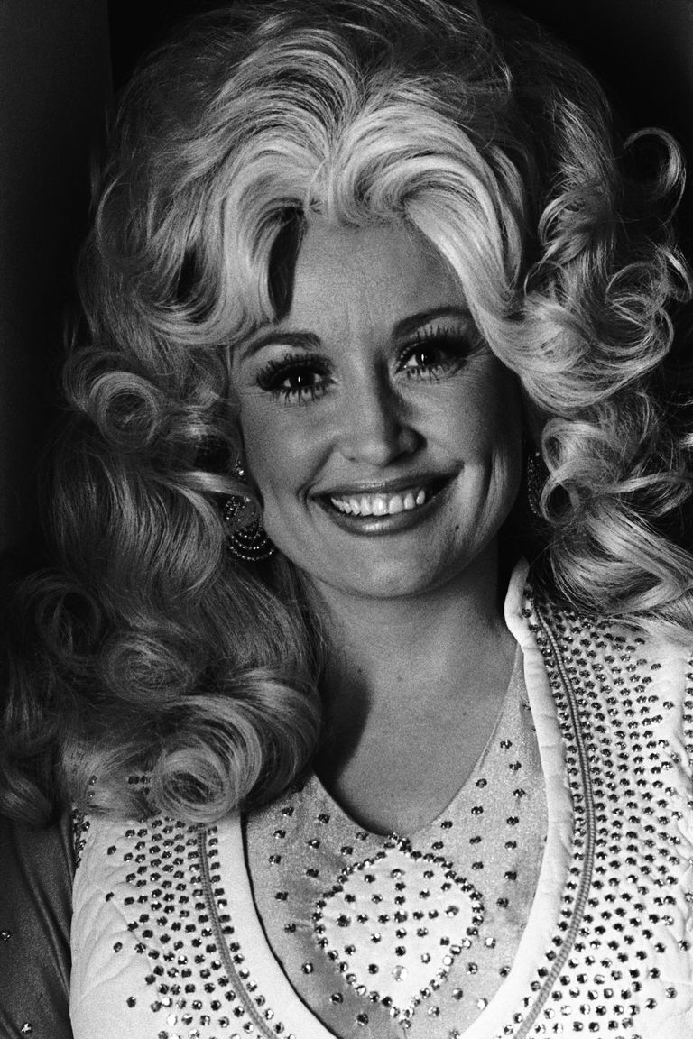 Visual History Dolly Parton’s Fantastic Beauty