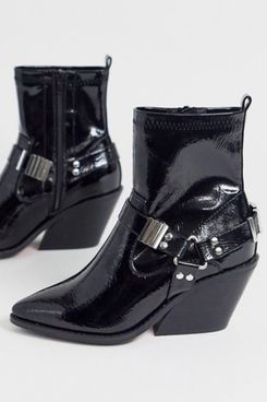 17 Best Boots for Plus-Size Women | The Strategist