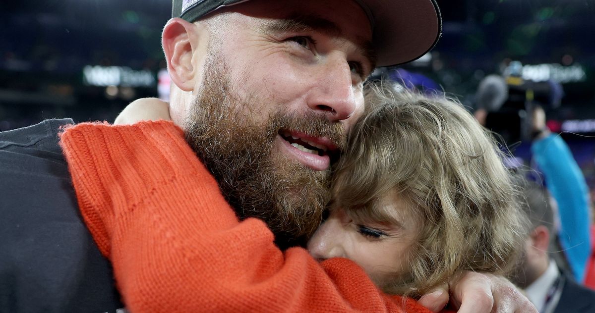 Who Is Travis Kelce? A Comprehensive Guide for Swifties - Vimarsana News