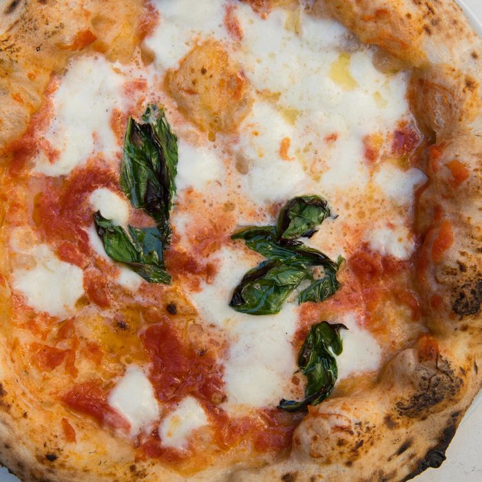 Una Pizza Napoletana: NYC Restaurant Opening