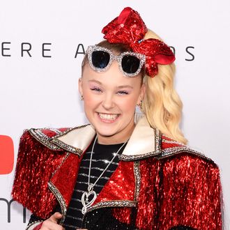 JoJo Siwa Says Social Media Made It Easier To Come Out