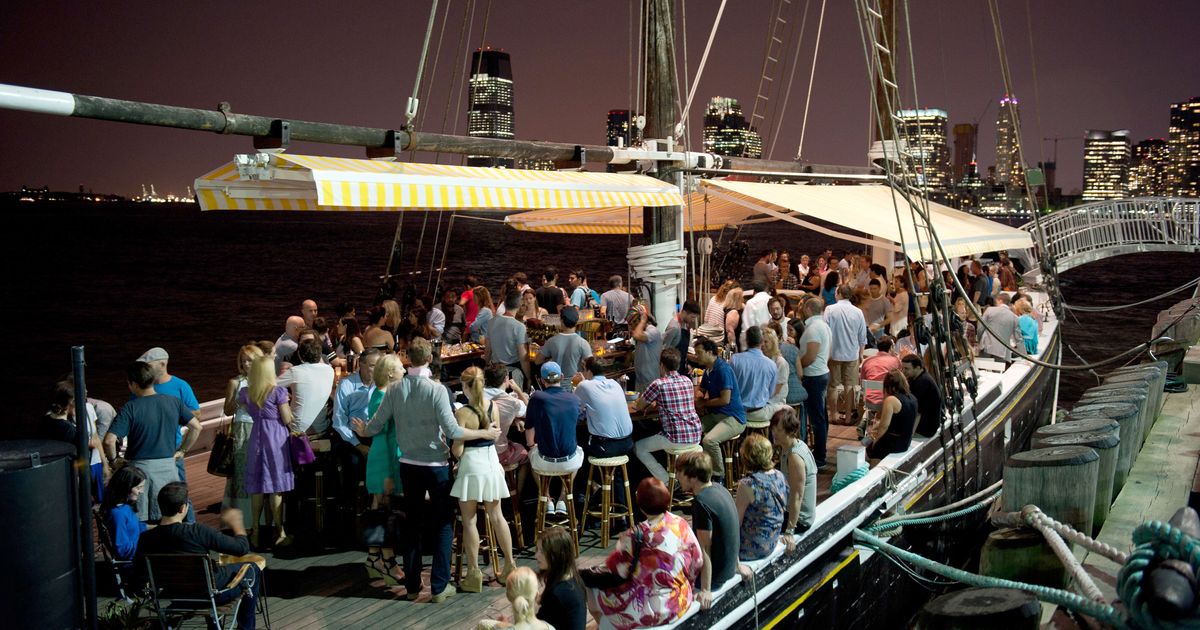 Best First-Date Bar - La Bodega 47 Social Club - Best of 