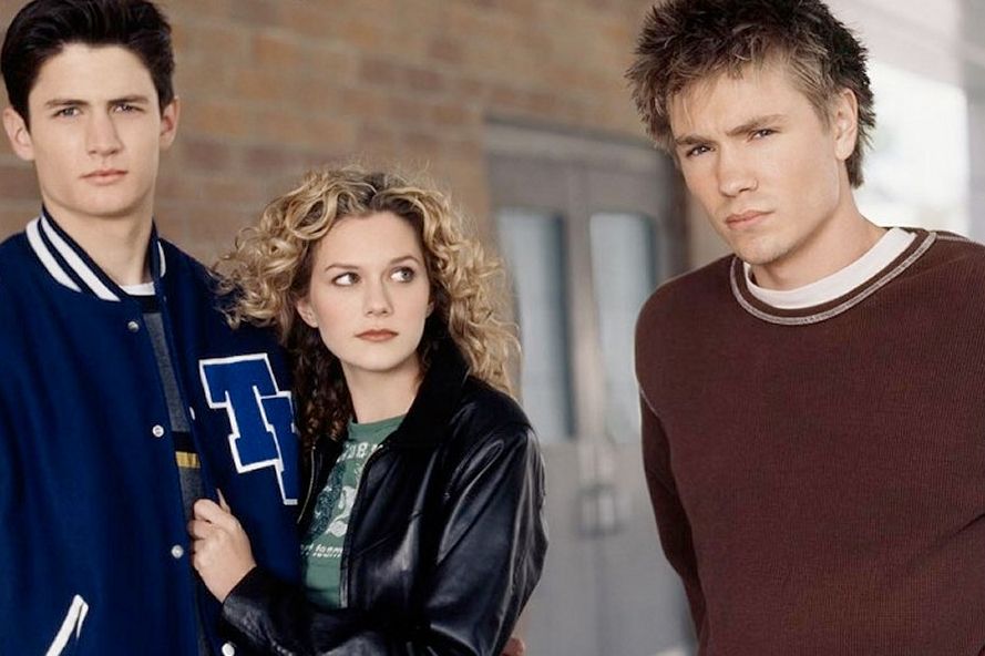 One Tree Hill era uma série dramática sobre jovens. Pra deixar