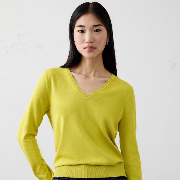 Banana Republic Forever V-Neck Sweater