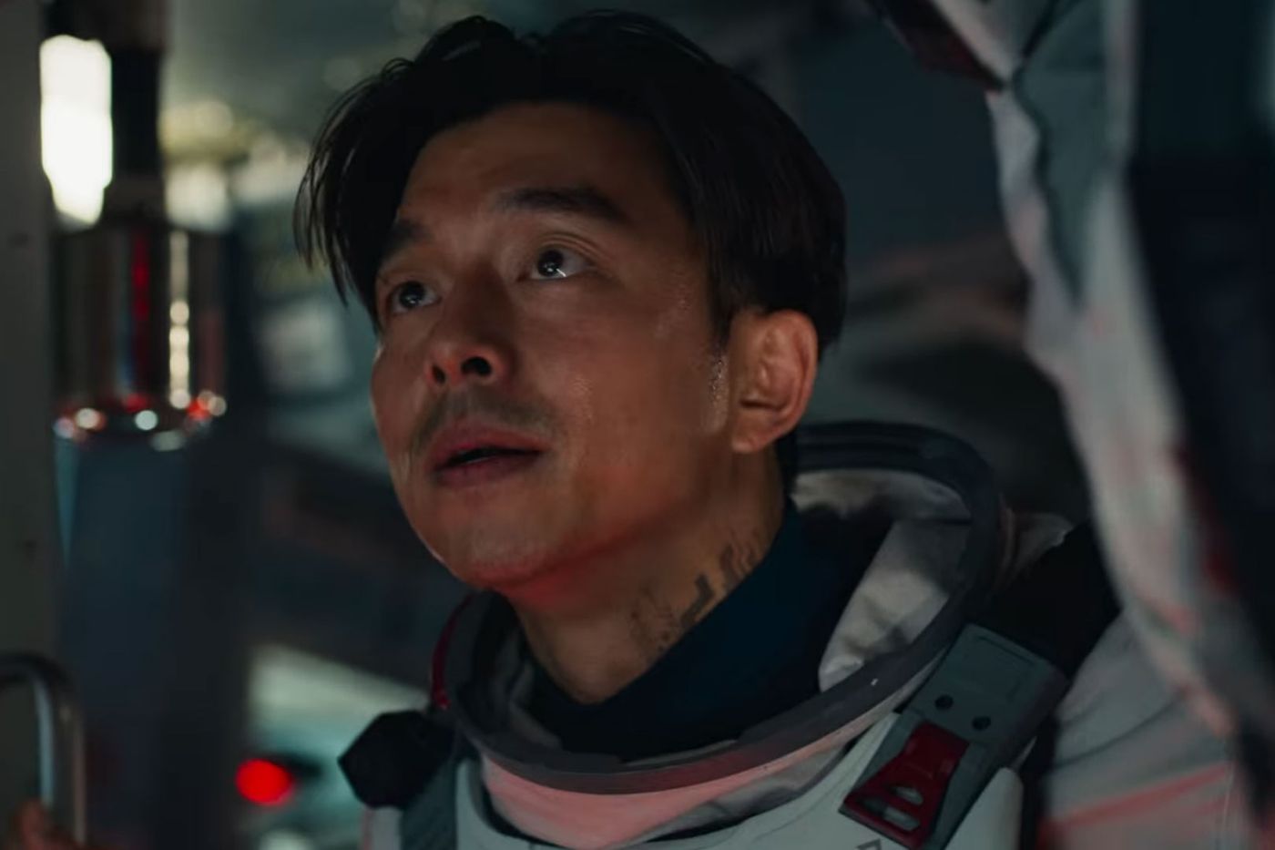Gong Yoo's Neck Tattoo in Netflix Sci-Fi 'The Silent Sea'