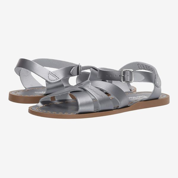 Salt Water Sandal by Hoy Shoes The Original Sandal (Pewter, Big Kid/Adult)