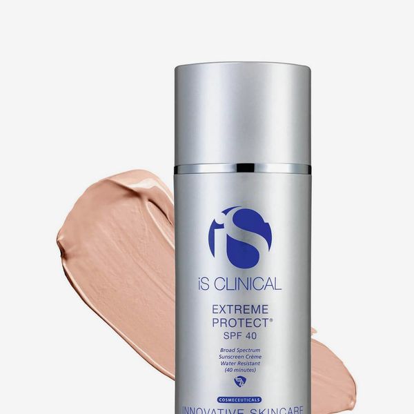 iS Clinical Extreme Protect SPF 40