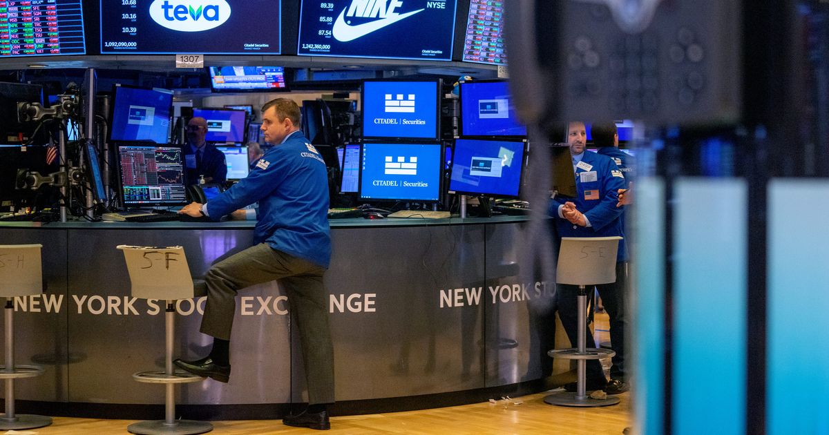 Trading Halted 15 Minutes After Markets Plunge at the Open