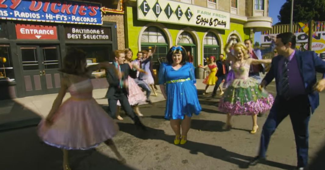 where to watch hairspray live online