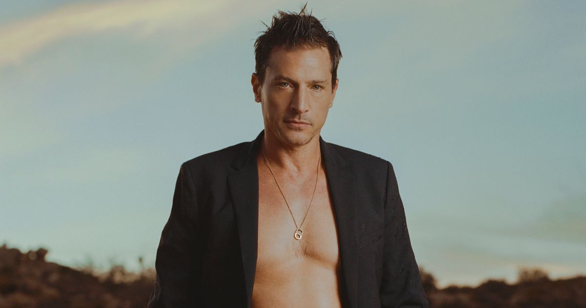 1200px x 632px - Simon Rex Doesn't Want to Be That Guy Anymore