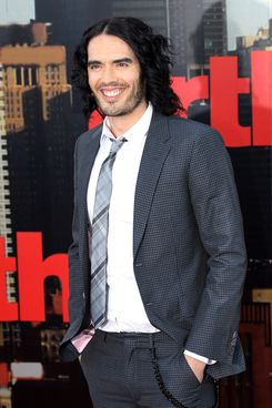 LONDON, ENGLAND - APRIL 19:  Russell Brand attends the European Premiere of Arthur at Cineworld 02 on April 19, 2011 in London, England.  (Photo by Chris Jackson/Getty Images) *** Local Caption *** Russell Brand;