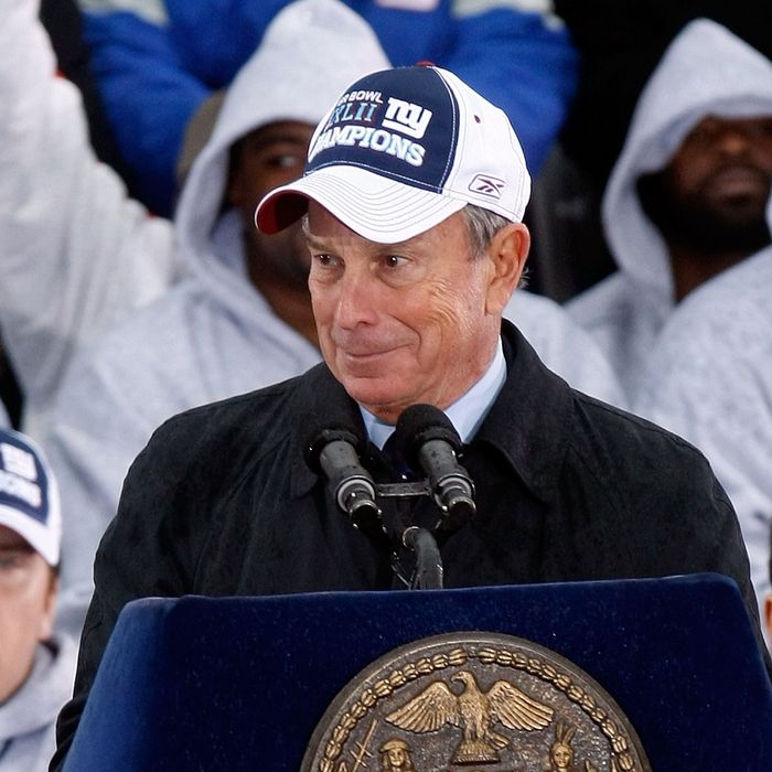 NEW YORK - FEBRUARY 05: Mayor Michael Bloomberg addresses the crowd during the New York Giants Super Bowl XLII victory parade reception at City Hall February 5, 2008 in New York City. (Photo by Nick Laham/Getty Images)