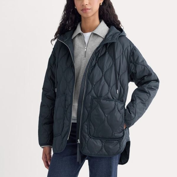Everlane ReNew Quilted Hooded Liner