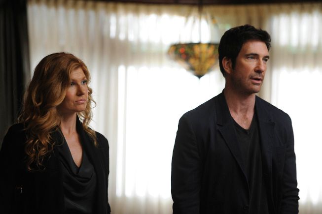 AMERICAN HORROR STORY: L-R: Connie Britton as Vivien Harmon and Dylan McDermott as Ben Harmon in AMERICAN HORROR STORY airing on FX. CR: Robert Zuckerman.