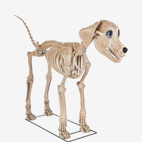 7 ft. Skelly's Dog