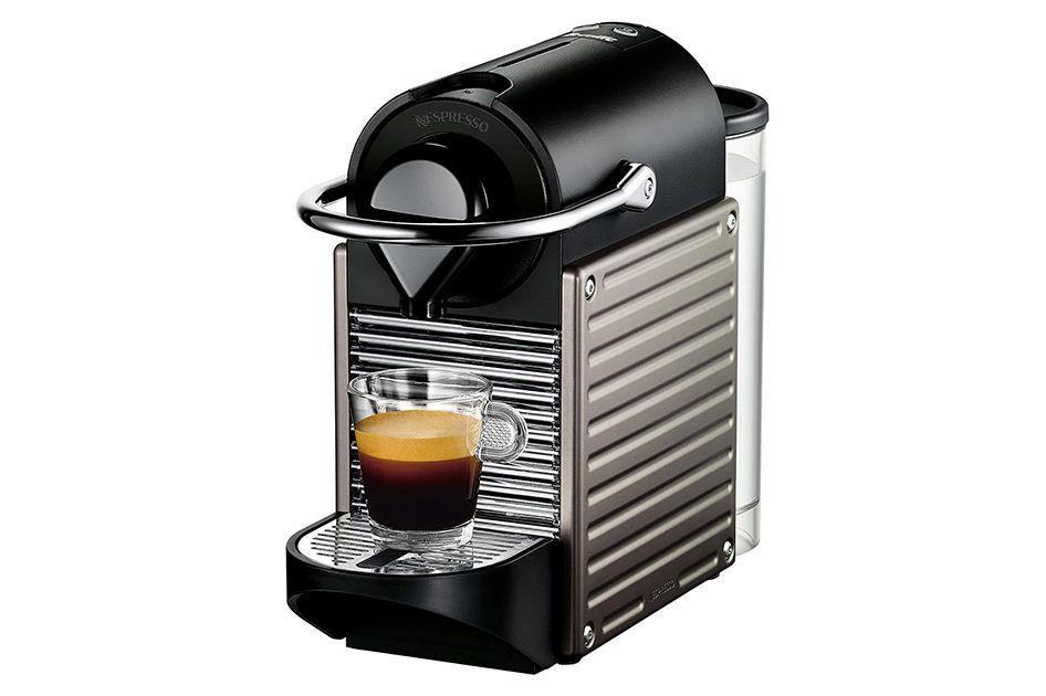Krympe astronaut Overfladisk The Best Gift Is the Nespresso Espresso Machine | The Strategist