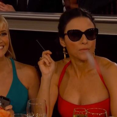 Everyone is focusing on how endearing JLD is here, which she is, but look at Reese's "I'm about to do a comedy-bit" smile. She's incapable of keeping a straight face, not unlike Jerry in most Seinfeld scenes.