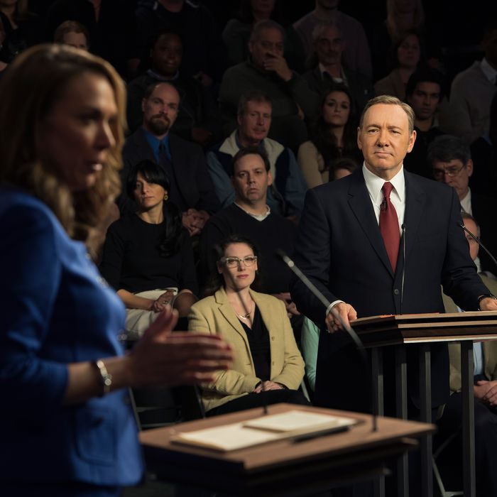 House Of Cards Season 3 Episode 11 Recap Traitors Among Us