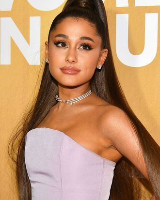 It Looks Like Ariana Grande Has Covered Up Her Pete Davidson