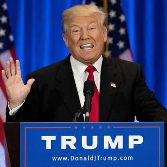 Donald Trump Delivers Campaign Speech