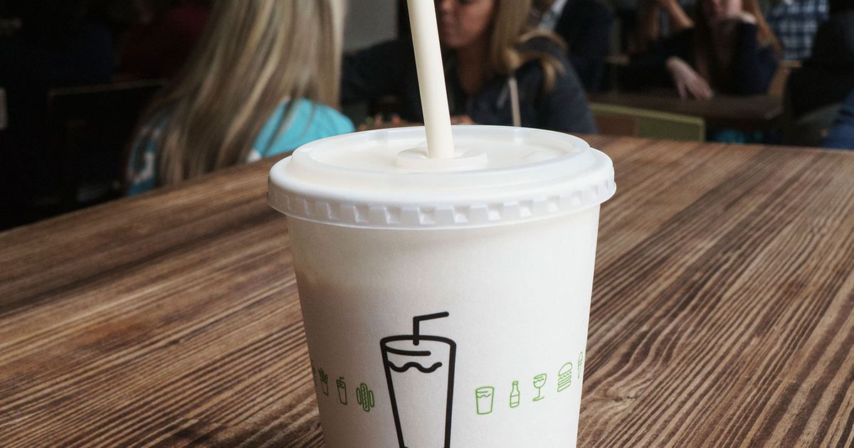 All the New York City Restaurants Ditching Plastic Straws
