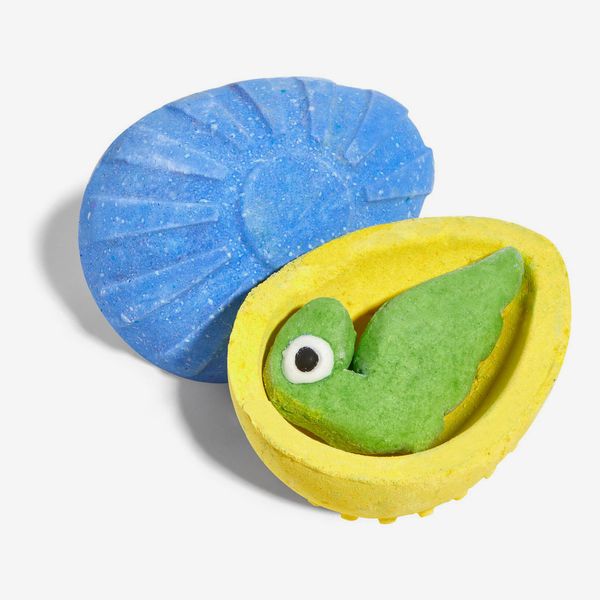 Lush Dinosaur Egg Bombshell Bath Bomb