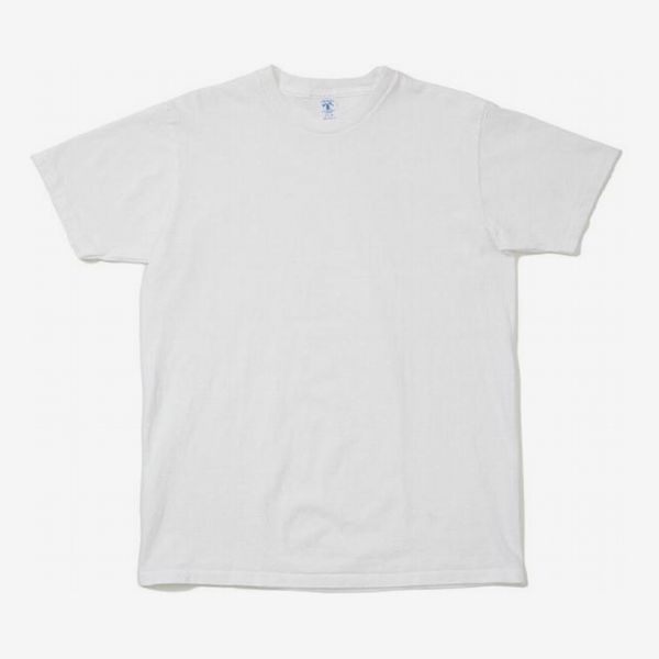 plain white tee shirt
