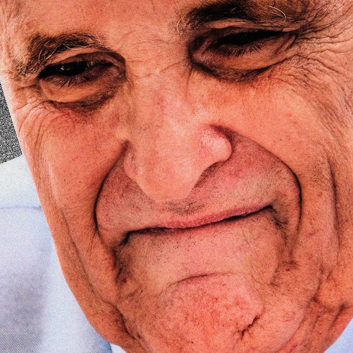 Rudy Giuliani Tells Trump He'll Go Down With the MAGA Ship