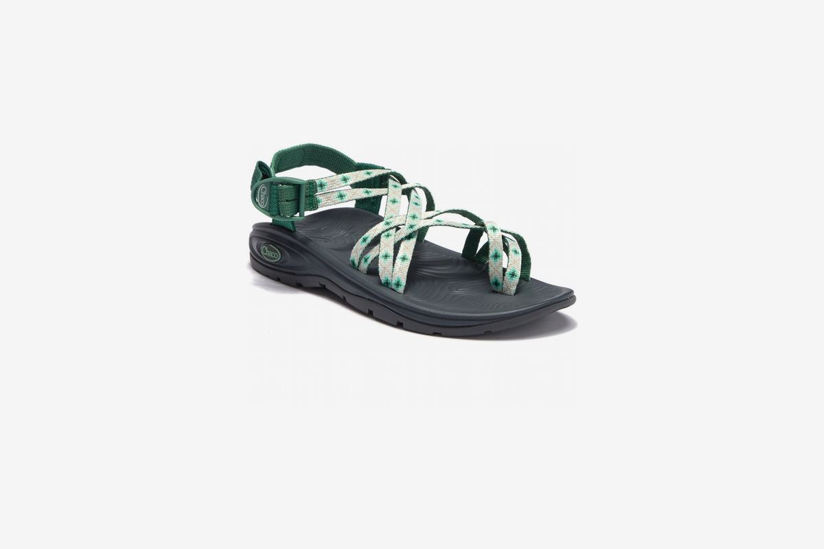 nordstrom rack tevas