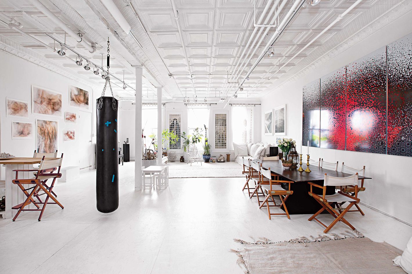 How This Experimental Theater Was Converted Into an Airy Family Home