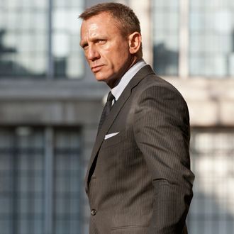 Daniel Craig stars as James Bond in Metro-Goldwyn-Mayer Pictures/Columbia Pictures/EON Productionsí action adventure SKYFALL.