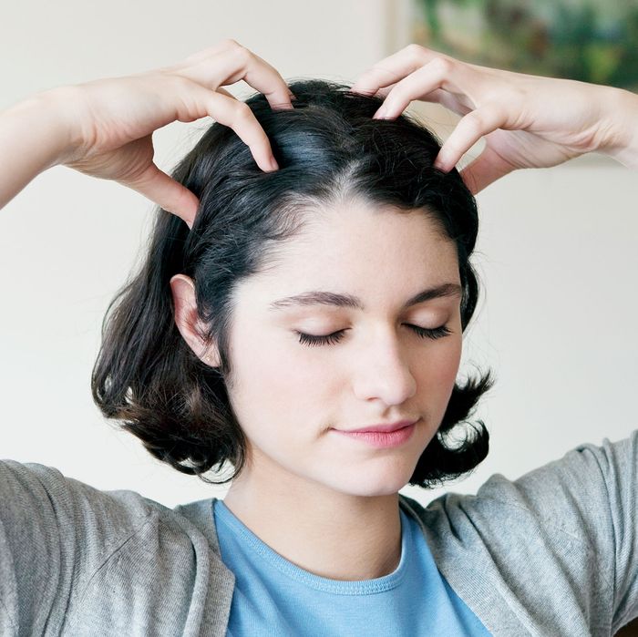 Dandruff Scraping Videos Are the New Pimple-Popping Videos