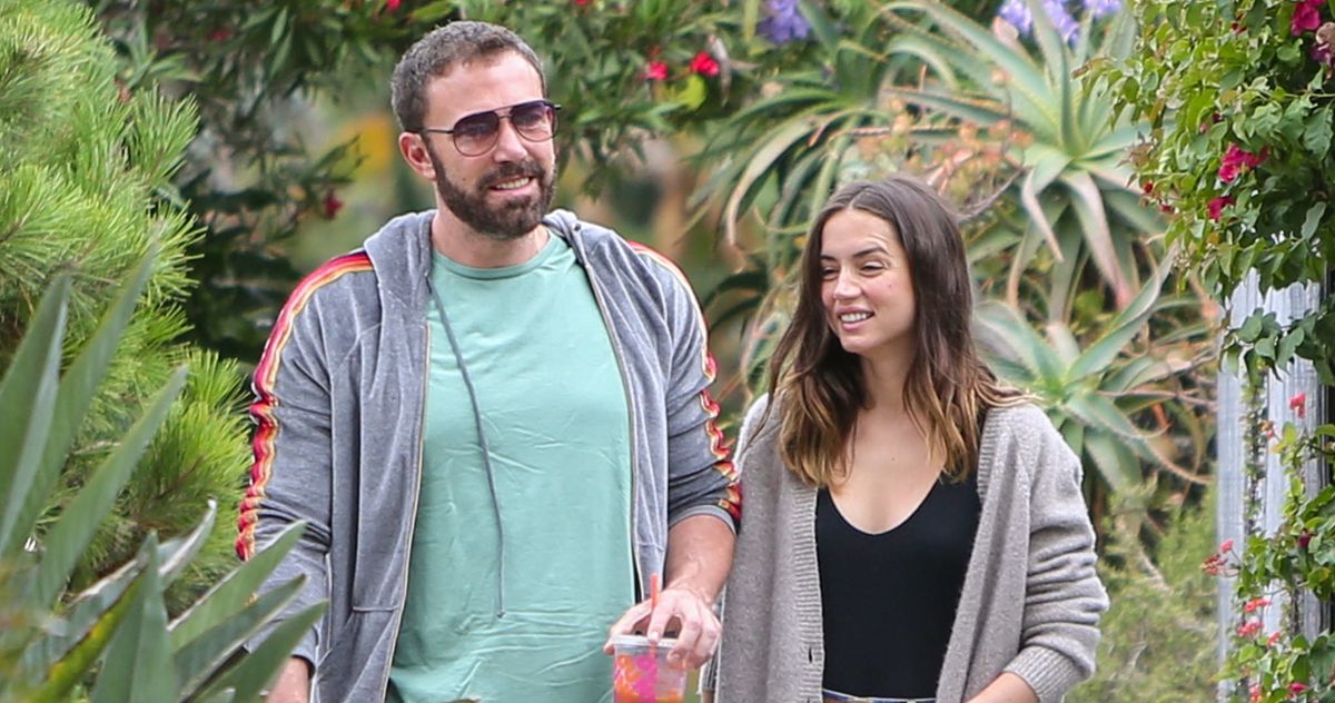 Ana De Armas clipping seen in the trash after Ben Affleck’s separation