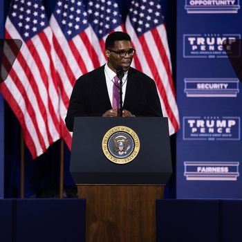 Trump endorses Herschel Walker, who once played for his N.J. Generals, for  Georgia Senate seat 