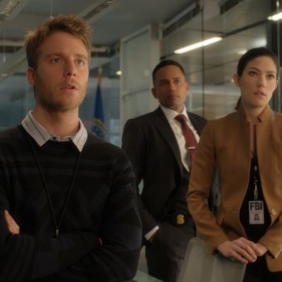 Will Bradley Cooper Stay On 'Limitless' For More Episodes? You Don't Need  NZT To Find Out