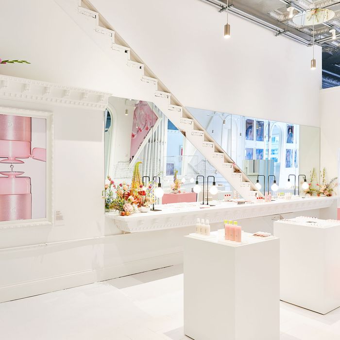 Glossier Opening a New Store in Chicago