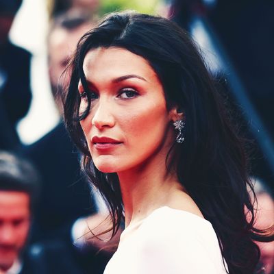 Bella Hadid says she's received 'hundreds of death threats' every day , bella  hadid