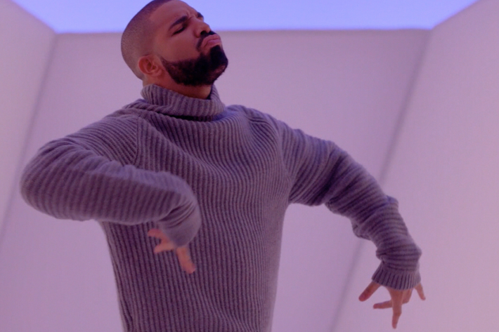 Drake - Hotline Bling: Clothes, Outfits, Brands, Style and Looks