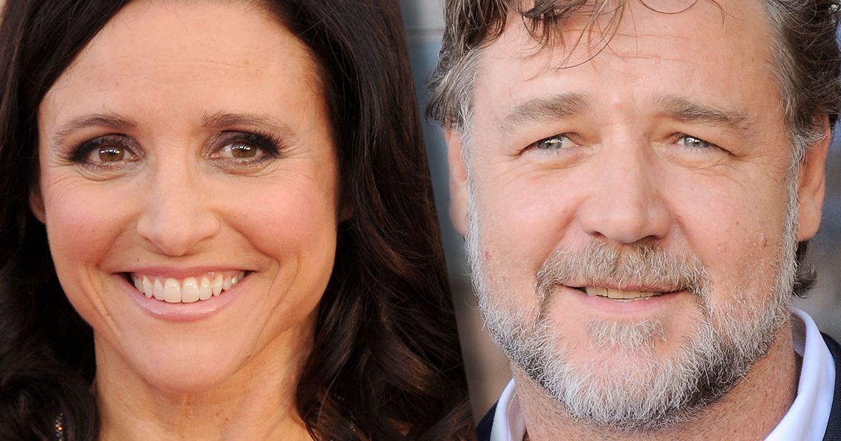 朱莉婭·路易斯·德雷福斯（Julia Louis-Dreyfus）和羅素·克勞（Russell Crowe）主持星期六夜現場在四月