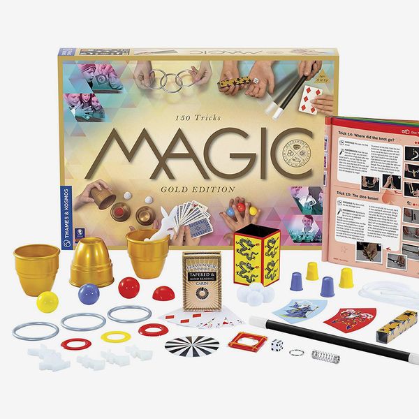 Thames & Kosmos Magic Set
